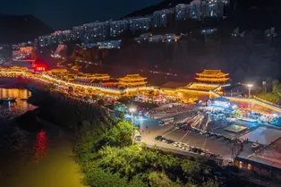 Zhang Fei Temple - Chongqing Tourist Attraction