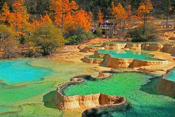 Huanglong Scenic Area - Sichuan Tourist Attraction