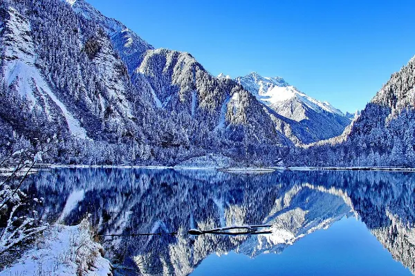 Bipenggou - Sichuan Tourist Attraction