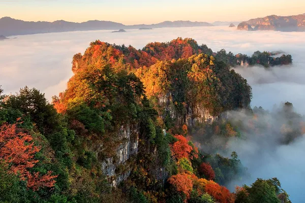 Guangwu Mountain - Sichuan Tourist Attraction
