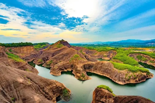 Gaoyiling Scenic Area - Hunan Tourist Attraction