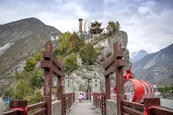绵阳羌城旅游区 - 四川旅游景区