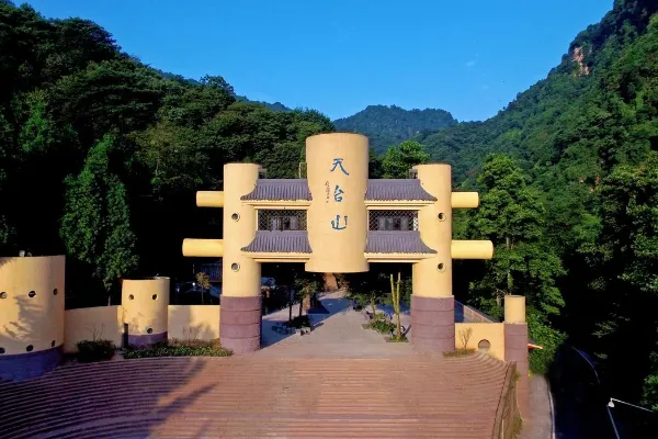 Tiantai Mountain - Sichuan Tourist Attraction