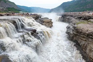 Hukou Waterfall of the Yellow River - Shanxi Tourist Attraction