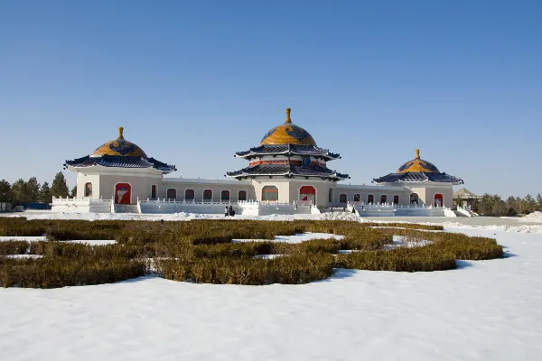 Genghis Khan Mausoleum - Inner Mongolia Tourist Attraction