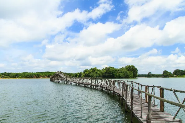Xisha Mingzhu Lake - Shanghai Tourist Attraction