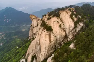 Guifeng Mountain Scenic Area in Huanggang - Hubei Tourist Attraction