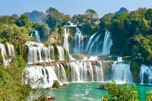Detian Transnational Waterfall Scenic Area in Chongzuo