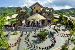 Hainan Betel Nut Valley Li and Miao Cultural Tourism Zone - Hainan Tourist Attraction