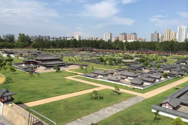 Daming Palace National Heritage Park in Xi'an - Shaanxi Tourist Attraction