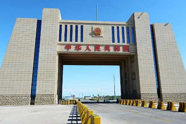 阿拉山口边境旅游区 - 新疆旅游景区