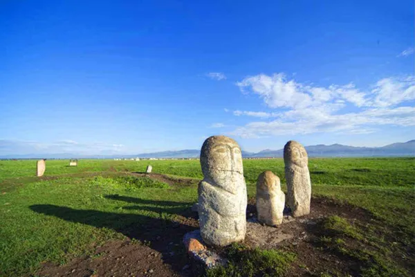 草原石人哈萨克民族文化园 - 新疆旅游景区
