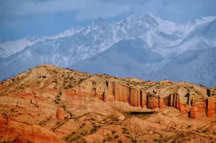 托木爾大峽谷 - 新疆旅遊景區