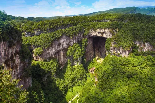 Tiankeng Three Bridges