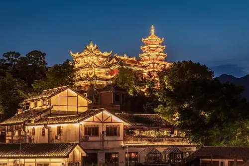 Baolun Temple