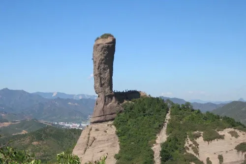 磬锤峰