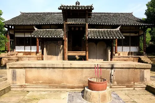 Donghai Temple
