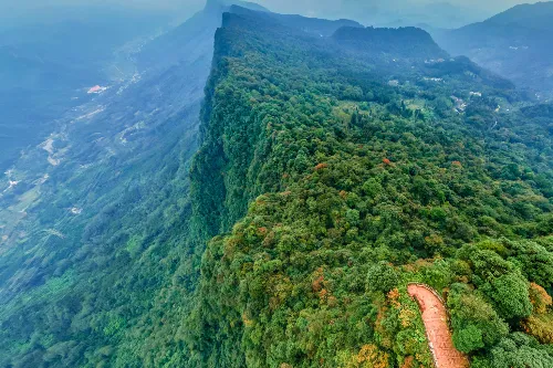 Yinding Peak