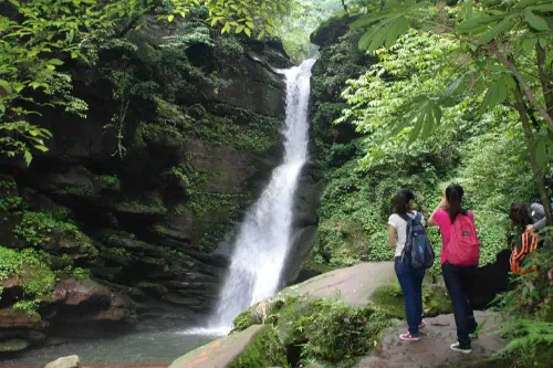 Qinglongtan Waterfall