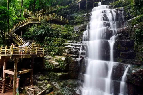 Bailongtan Waterfall