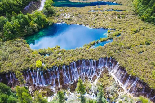 Nuorilang Waterfall