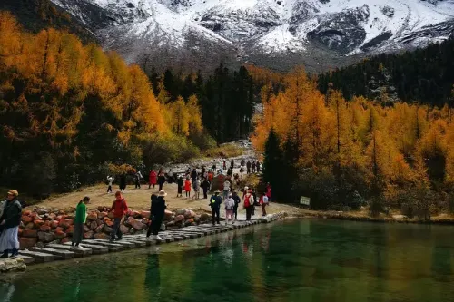 Hongshan Lake