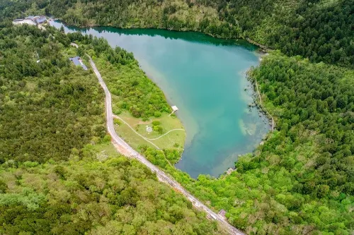 Seven-Color Lake
