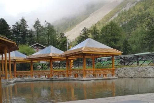 Yaochi Boiling Springs