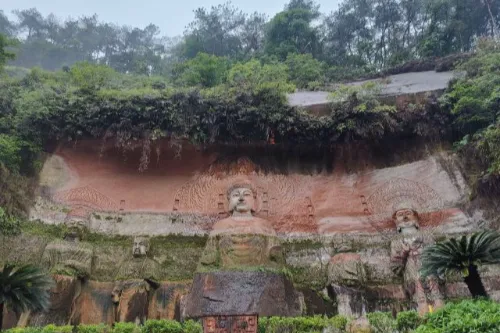 Giant Buddha Bay