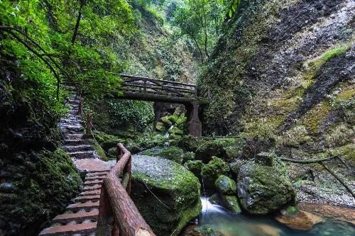 龙隐峡栈道