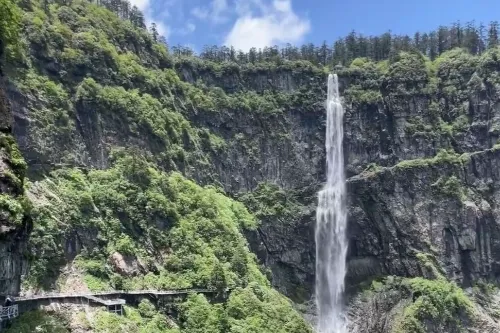 Lanxi Waterfall