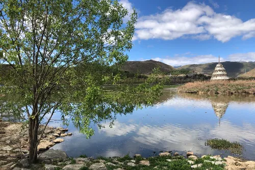 Lhamo Yumtso Lake