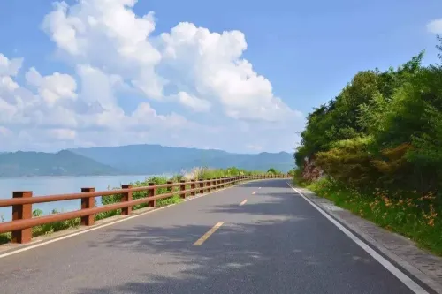 Circular Lake Highway