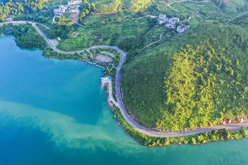 Circular Lake Highway