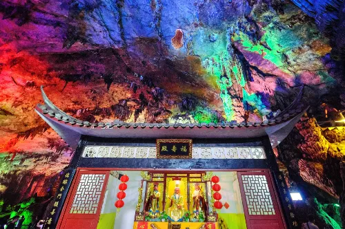 Doushuai Lingyan Cave