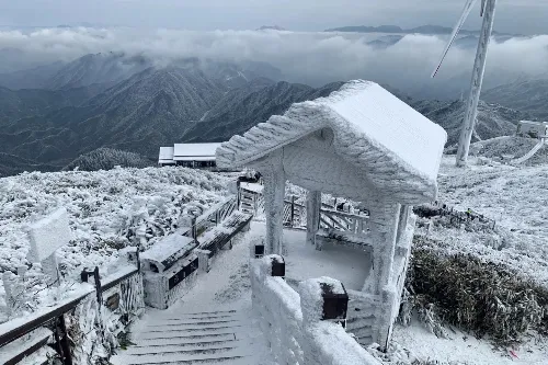 冰掛雪景