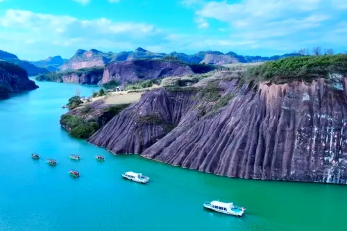 Cuijiang River Cruise