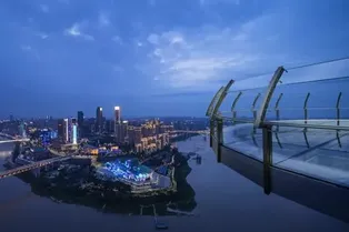 探索艙·雲端樂園 - 重慶旅遊景區