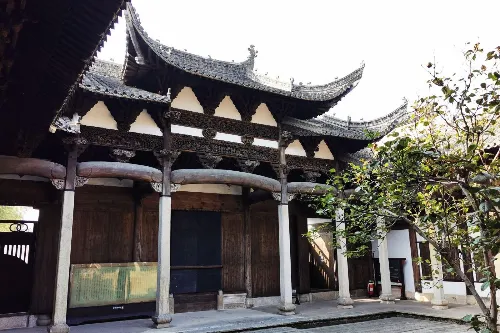 Longchuan Hu Family Ancestral Hall