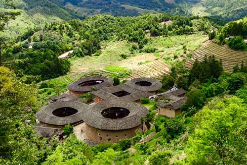 田螺坑土楼群