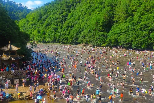 Shallow Water Square