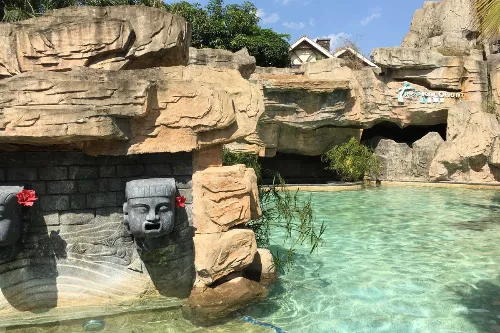 Guanlan Lake Mineral Hot Spring