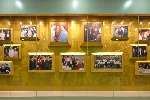 1st Floor: Hall of Honor