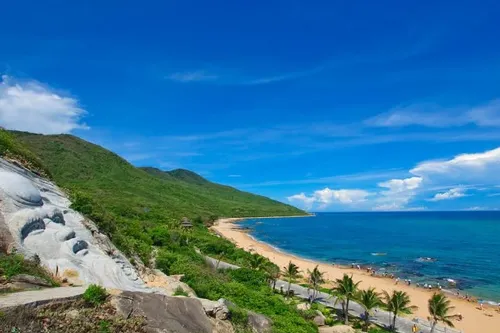 Xiaoyuewan (Little Moon Bay)