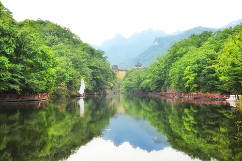 Baiyun Lake