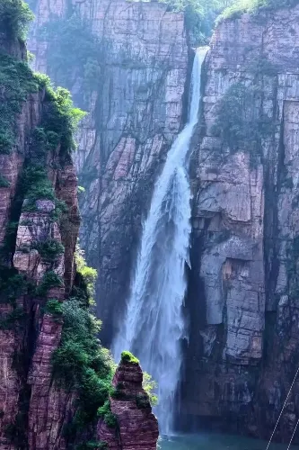 Flying Dragon Waterfall