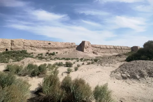Ancient Tomb Cluster