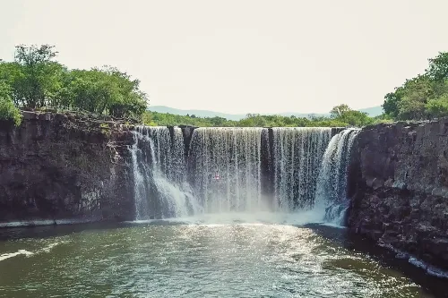 Diaoshuilou Waterfall