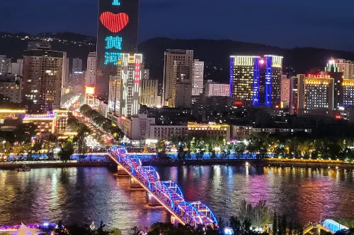 Yellow River Riverside Walkway