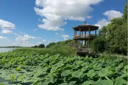 Yueya Lake Scenic Area